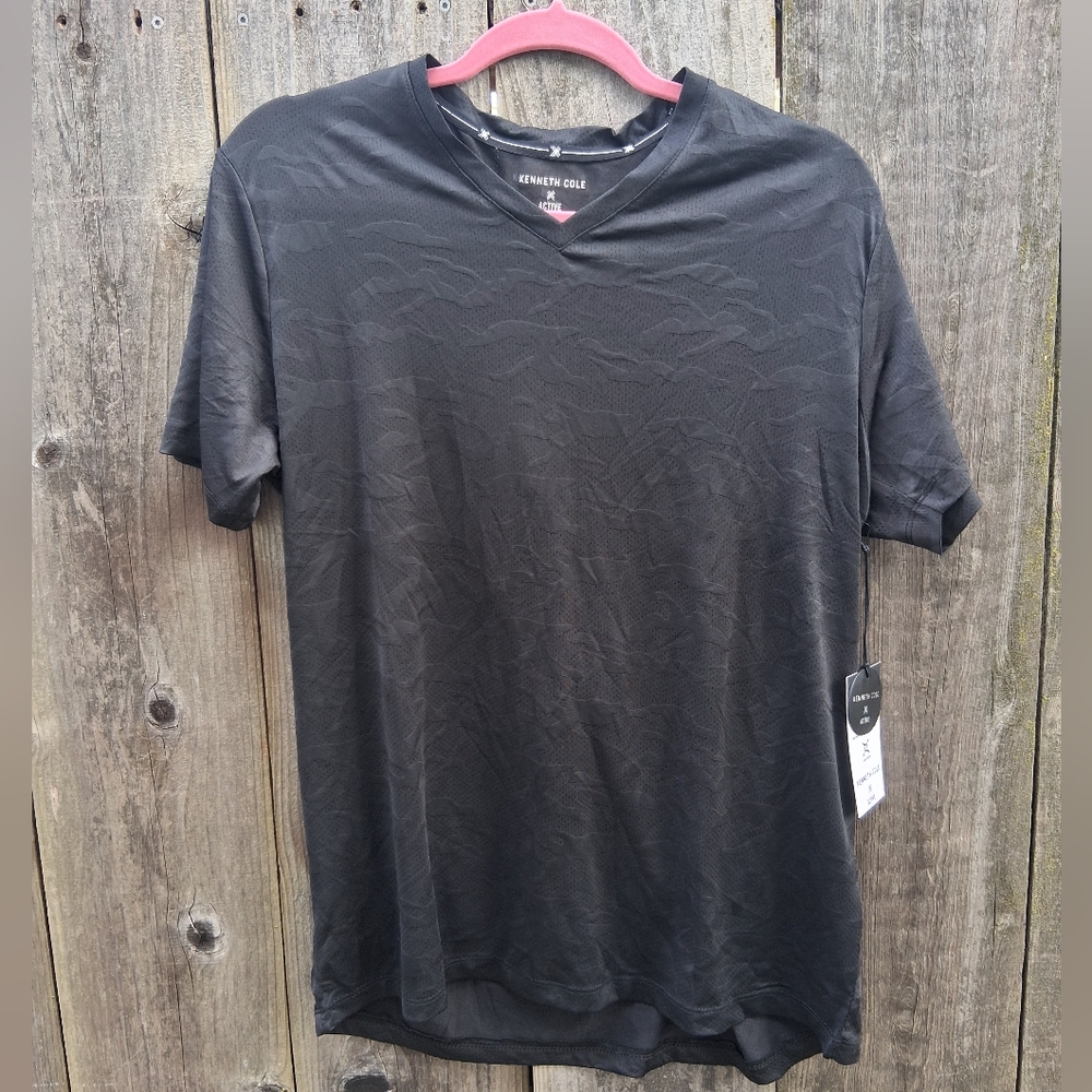Kenneth Cole Black Short Sleeve Tee